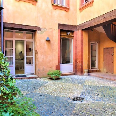 Sublime Cocon: Intimate Retreat Near Place Nationale Apartment Montauban Exterior photo