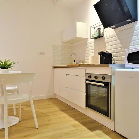 Sublime Cocon: Intimate Retreat Near Place Nationale Apartment Montauban Exterior photo
